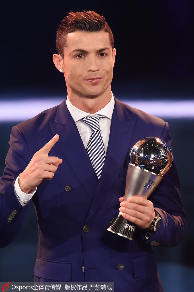 太可惜！28岁昔日“三杰”跟腱断裂，若不是伤情困扰他能比肩德容（遗憾！28岁昔日“三杰”遭遇跟腱断裂，若非伤病困扰本可媲美德容）