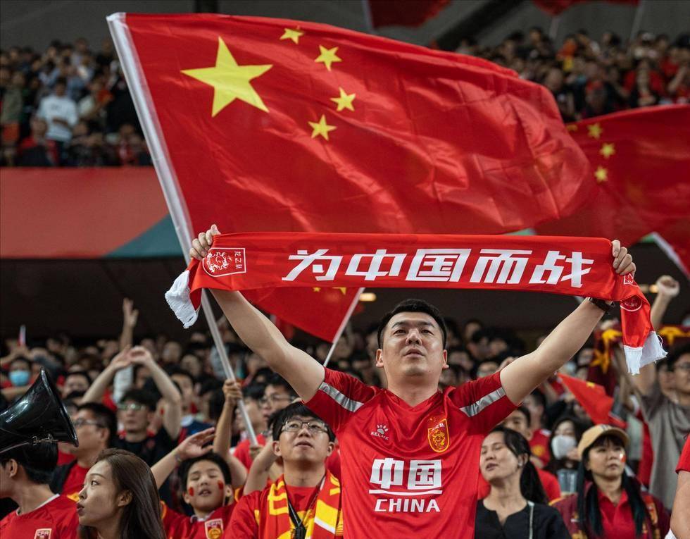 奥萨苏纳在巴塞罗那的艰难旅程：历史、现状与未来（巴萨之行多舛：奥萨苏纳的历史回望、现实处境与未来展望）