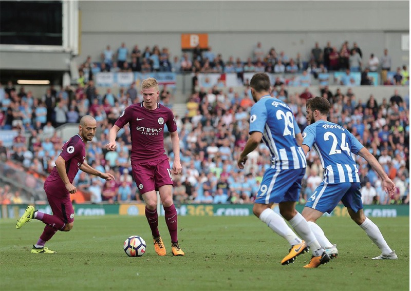 马卡：阿隆索面临执教皇马首次小危机，需平息更衣室不安情绪（马卡报：阿隆索遭遇皇马执教首个小危机，急需安抚更衣室情绪）