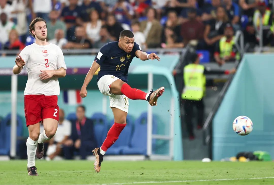 外媒：耐克不推出C罗2026世界杯签名战靴，传奇合作时代或将落幕（外媒：耐克放弃推出C罗2026世界杯签名战靴，传奇合作或告一段落）