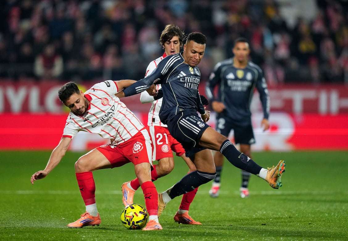 莫雷托：米兰和迈尼昂达成协议后搁置续约，球员接近离队（莫雷托：米兰与迈尼昂同意暂缓续约，球员离队在即）