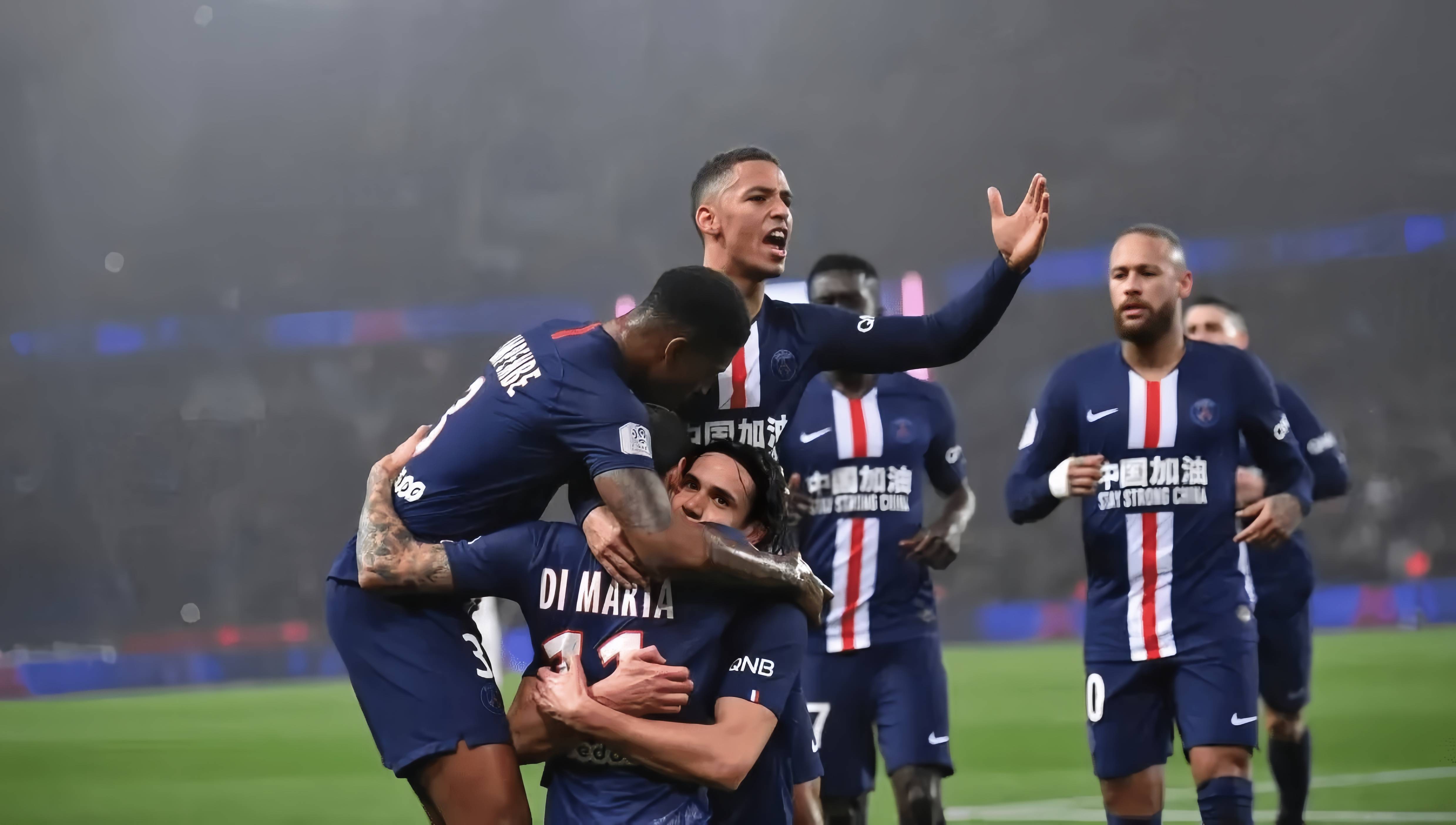 618万人次“涌入”球场，中超球市迈进“最好的时代”（618万人次走进球场，中超球市迎来黄金时代）