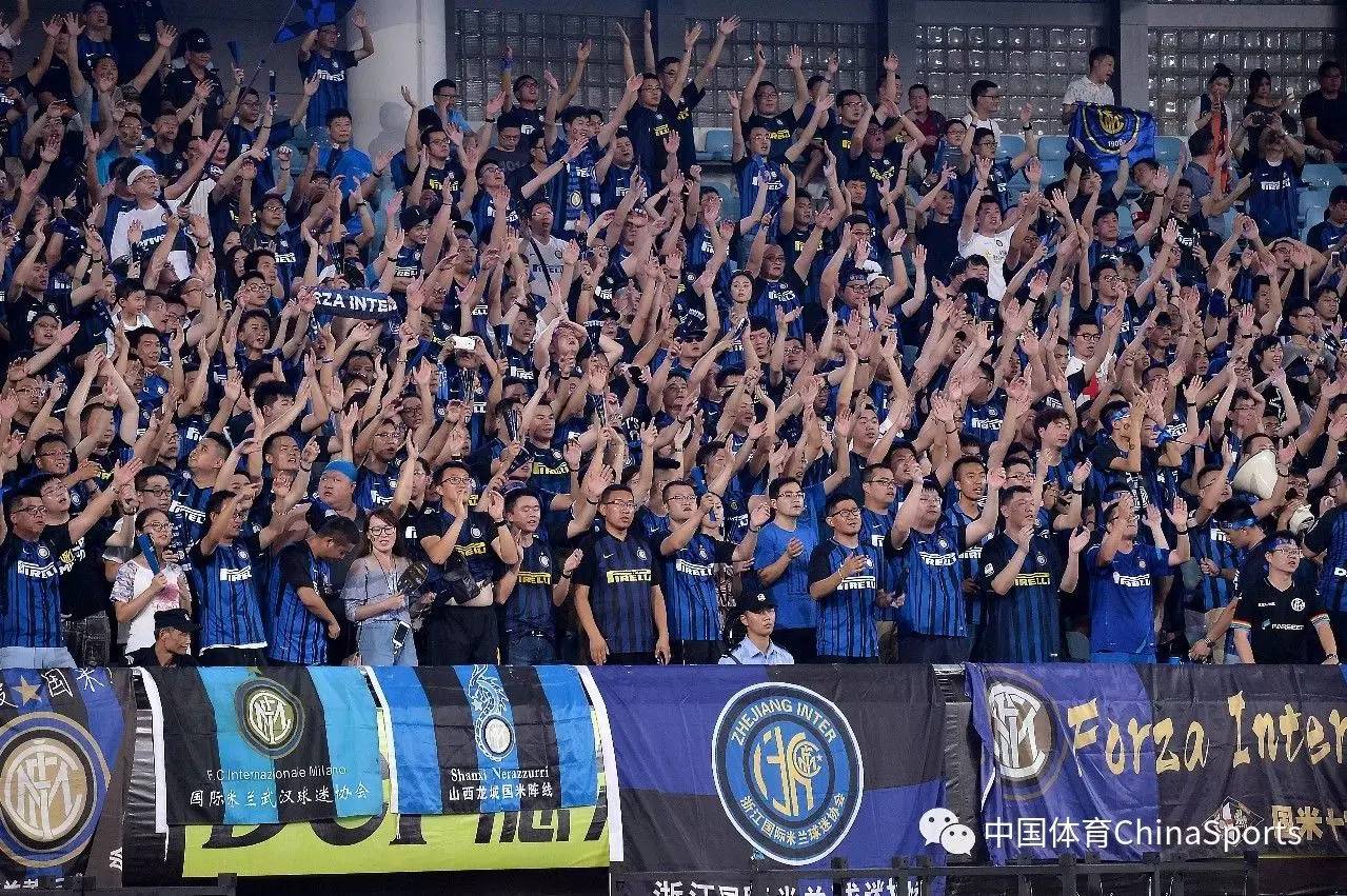 美记：独行侠交易戴维斯并非板上钉钉，他们不着急聘请总经理（美记称：独行侠追求戴维斯的交易尚未定案，暂不急于任命总经理）