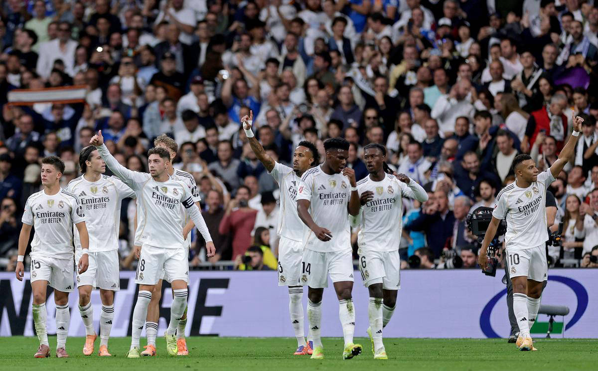 夏窗转会标王坑惨米兰：3700万先生低效，缺乏9号问题更严重了（米兰被夏窗标王拖累：3700万引援低迷，锋线无9号雪上加霜）