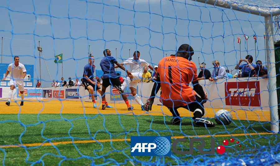 亚冠战报：蓉城惊艳逼平神户，海港晋级战在即（亚冠快讯：蓉城精彩战平神户，海港晋级关键战将至）