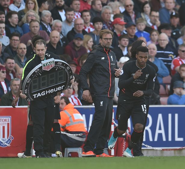 西海岸投资人：盼邵佳一到国足坚持自己打法，球迷要包容他（西海岸投资者：希望邵佳一进入国足并坚持个人风格，呼吁球迷更多包容）