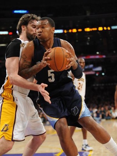 在这个充满 在这个充满