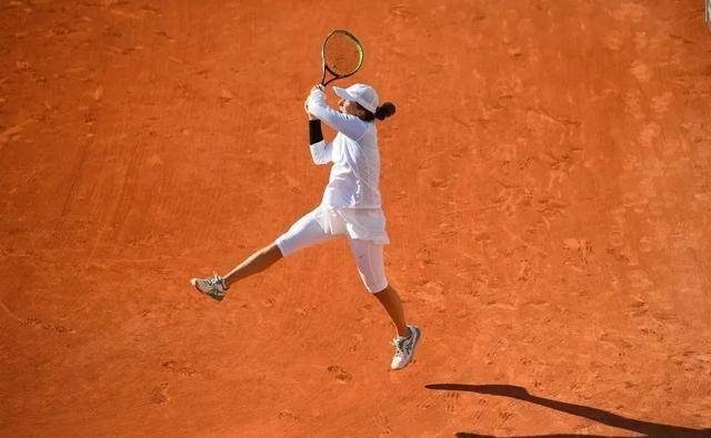 表现基本满 表现基本满